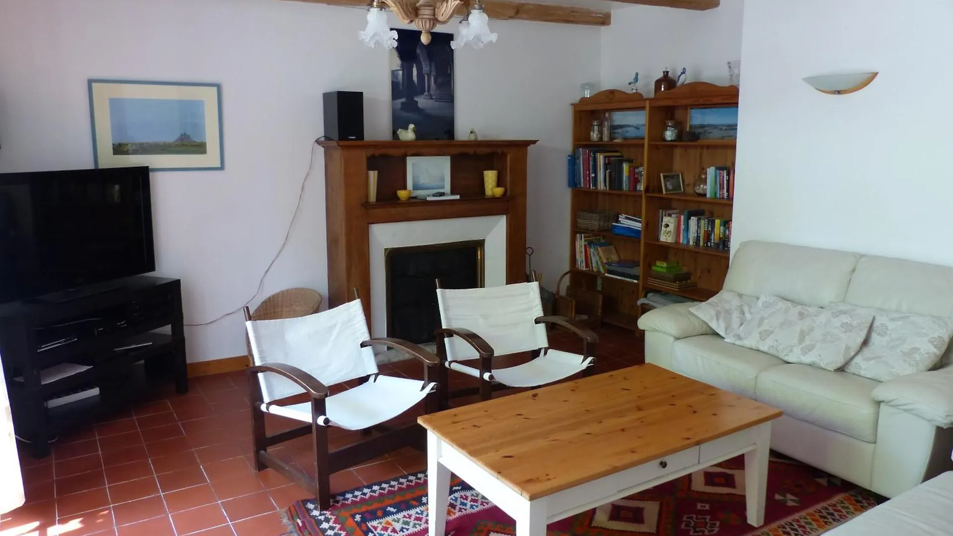 Maison Pour Familles Et Amis Ντινάρ 0*,  Γαλλία